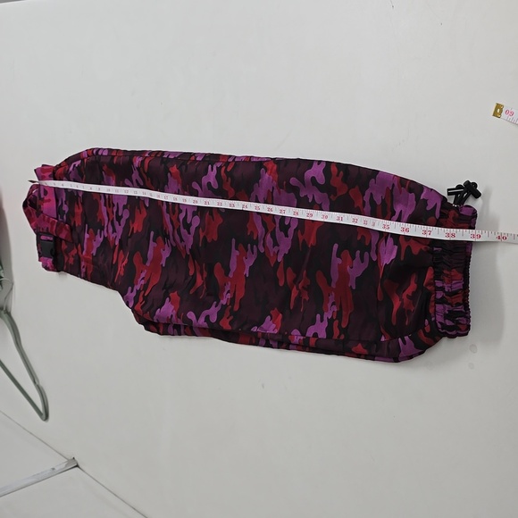 h:ours Joggers Camouflage Pink Red black - Picture 10 of 13